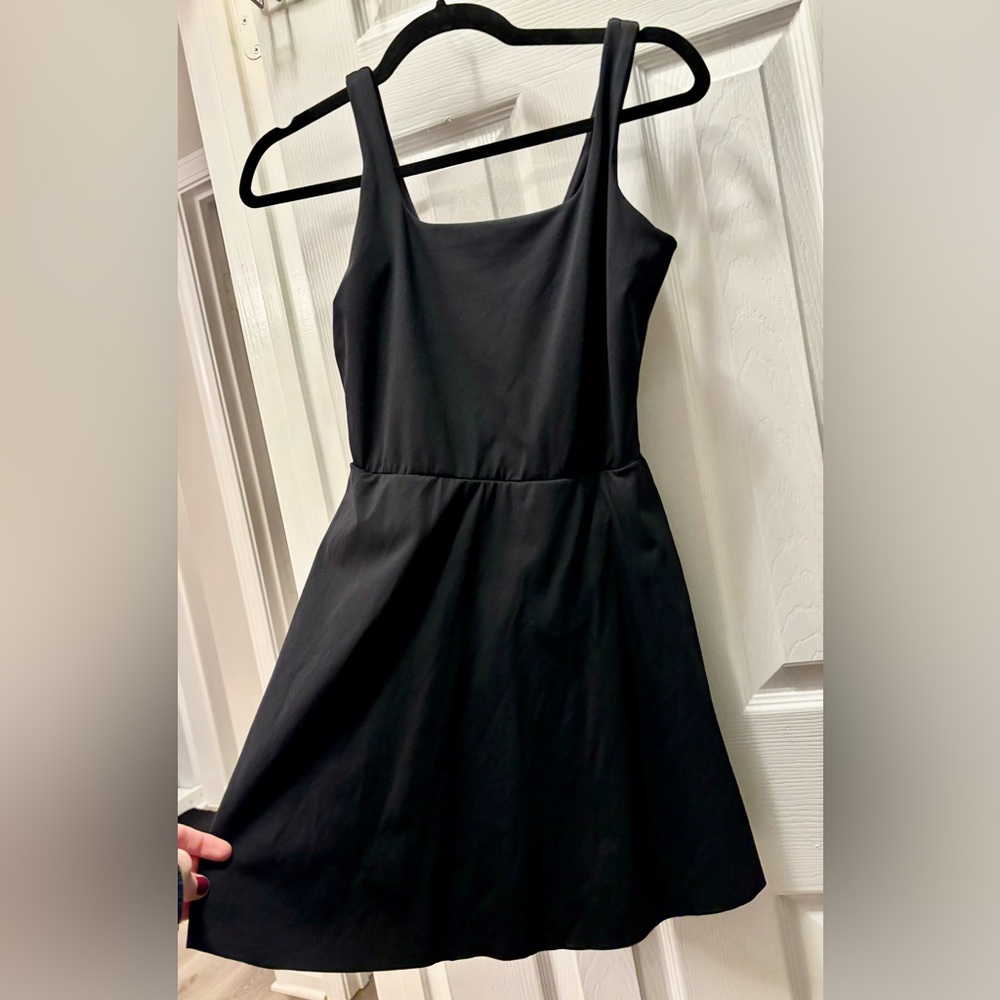 SPANX Get Moving Square Neck Dress XS